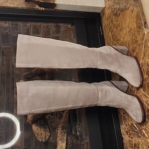 New! Vince Camuto Damerra tall suede boots 8.5M
